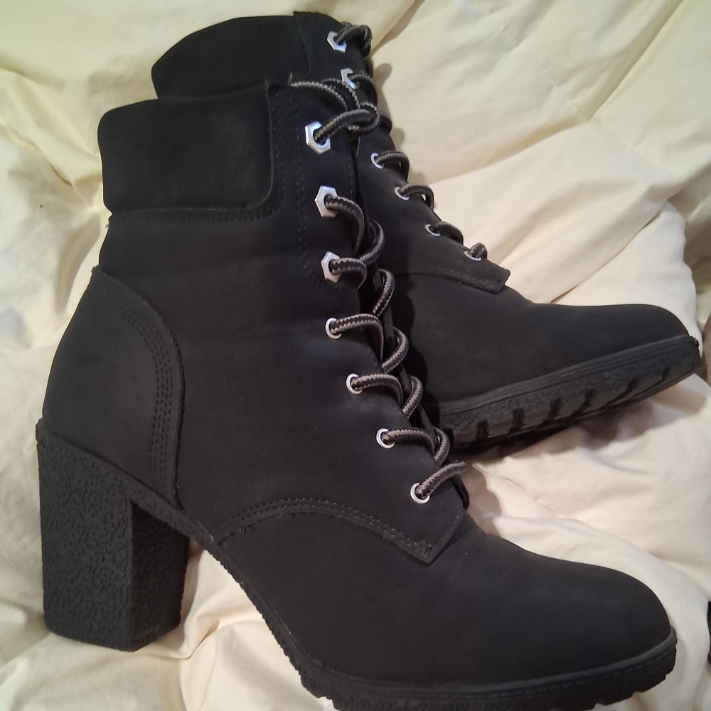 White Mountain Black Lace-Up Ankle Booties